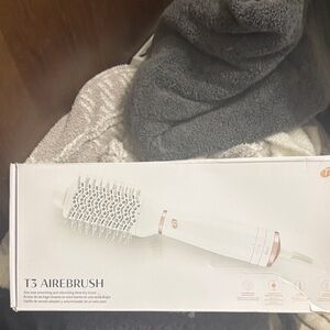 T3 AireBrush in White and Rose Gold